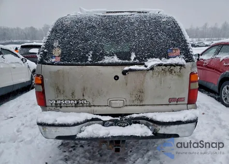 2001 GMC Yukon Xl K1500 from USA, damaged, VIN 3GKFK16T71G109195